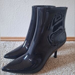 NWOT Jeffrey Campbell Black Pointed-Toe Heeled Ankle Rain Boots Size 10